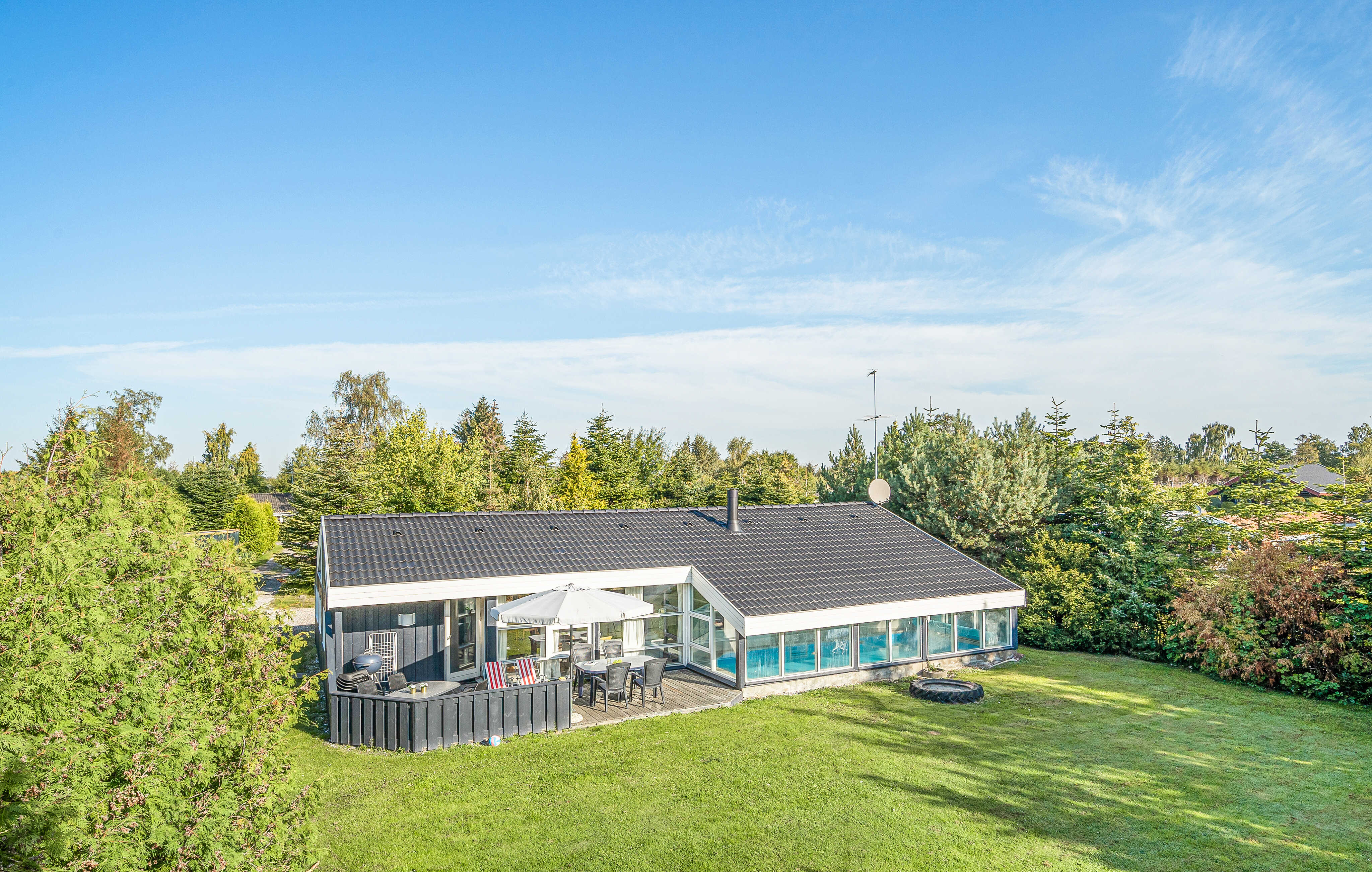 Holmegårdsvej 13